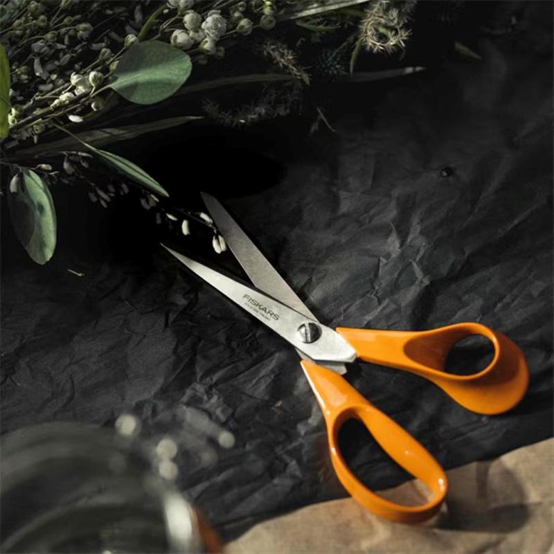 Fiskars Classic Universalschere 21cm rechts